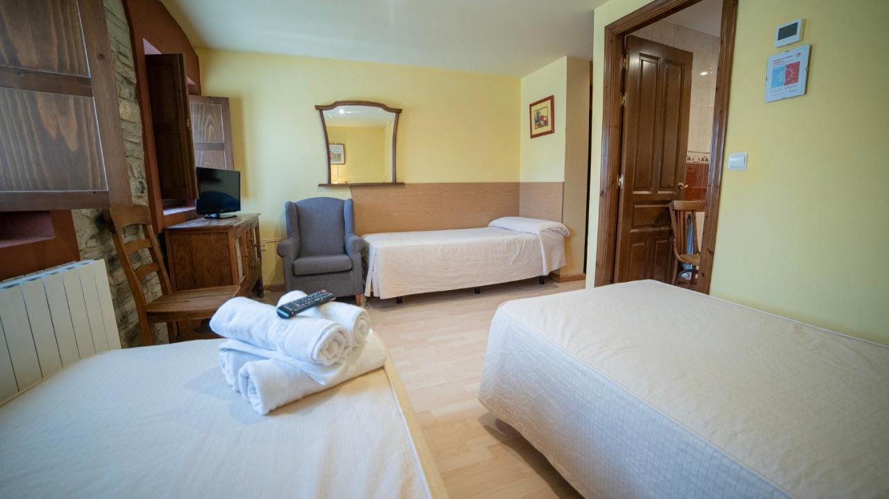 Hotel Rural Los Cerezos De Yanguas Eksteriør billede
